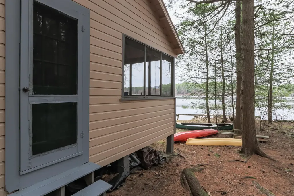 153 Scoby Wood Lane Francestown NH 03043