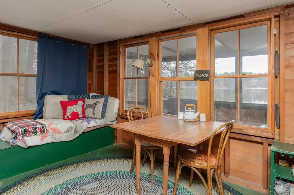 153 Scoby Wood Lane Francestown NH 03043