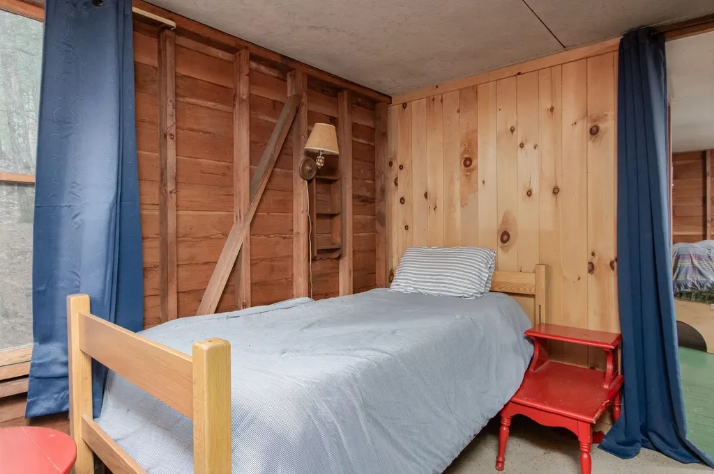 153 Scoby Wood Lane Francestown NH 03043