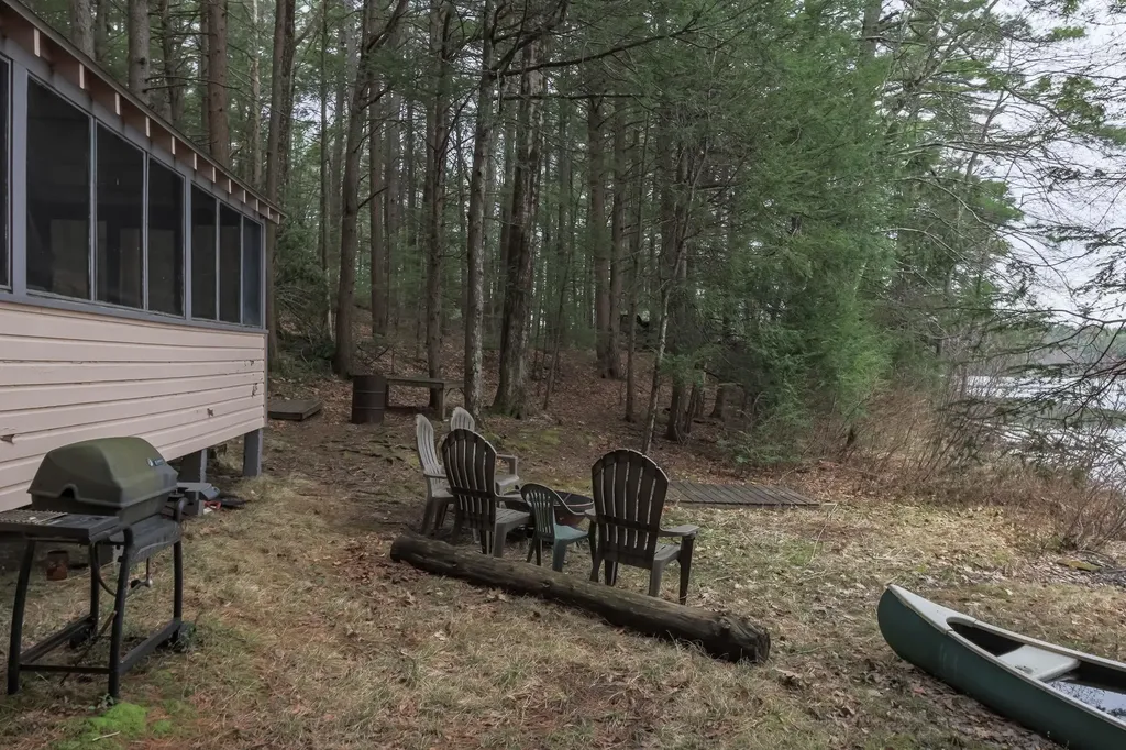 153 Scoby Wood Lane Francestown NH 03043