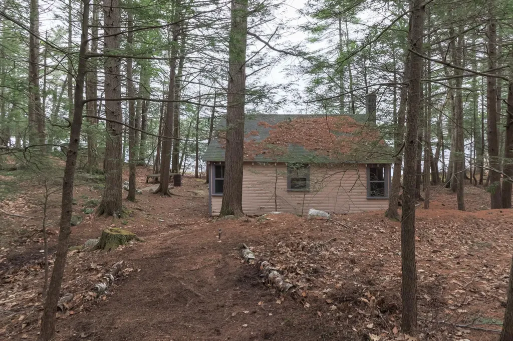 153 Scoby Wood Lane Francestown NH 03043