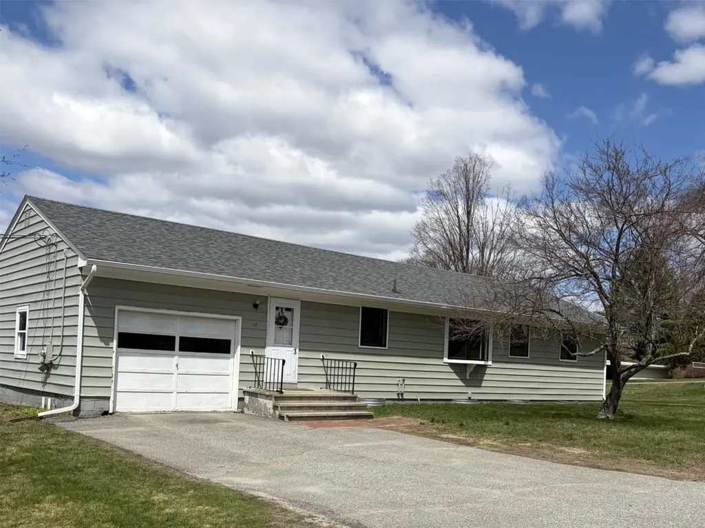 17 Fairwood Heights Morristown VT 05661
