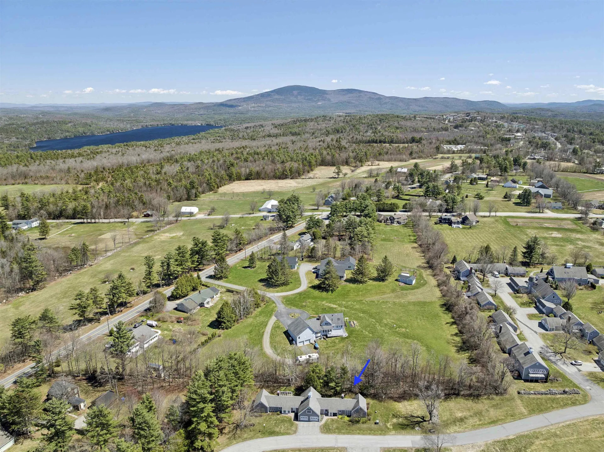 54 Hilltop Place New London NH 03257