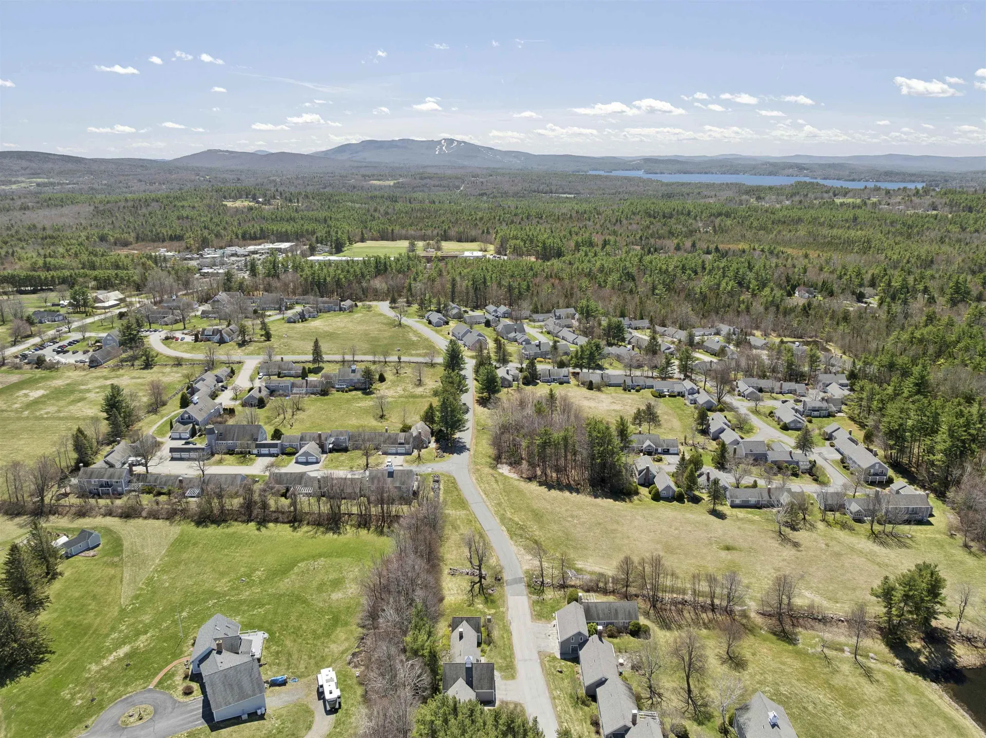 54 Hilltop Place New London NH 03257