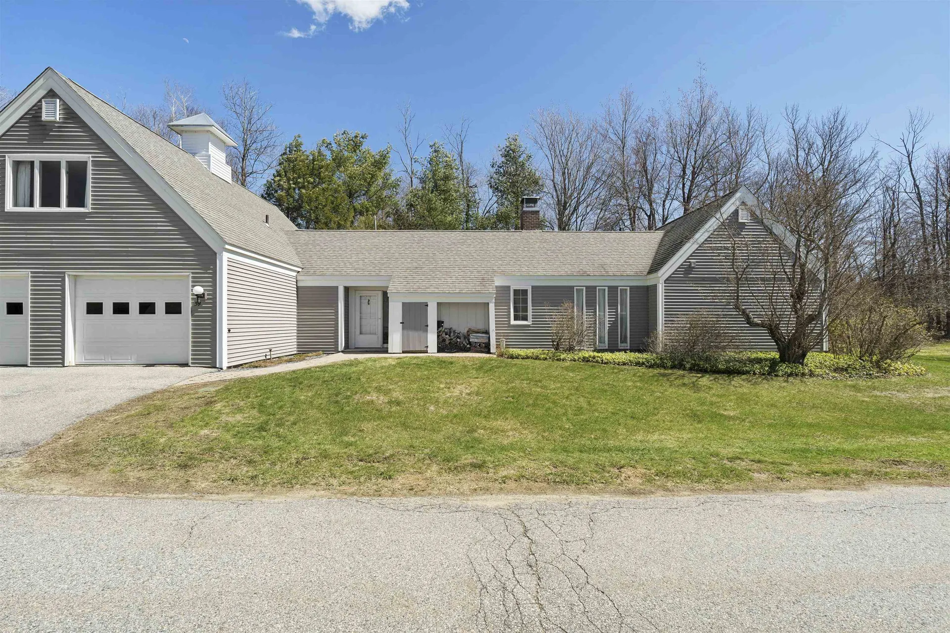 54 Hilltop Place New London NH 03257