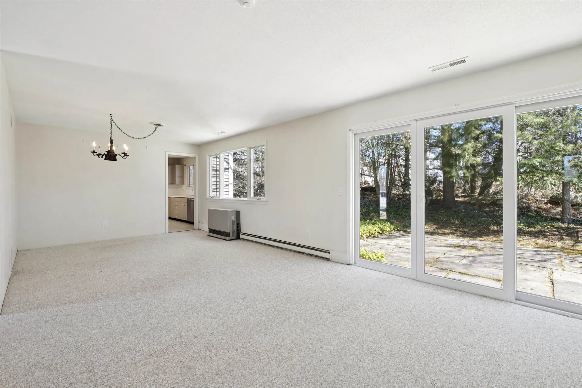 54 Hilltop Place New London NH 03257