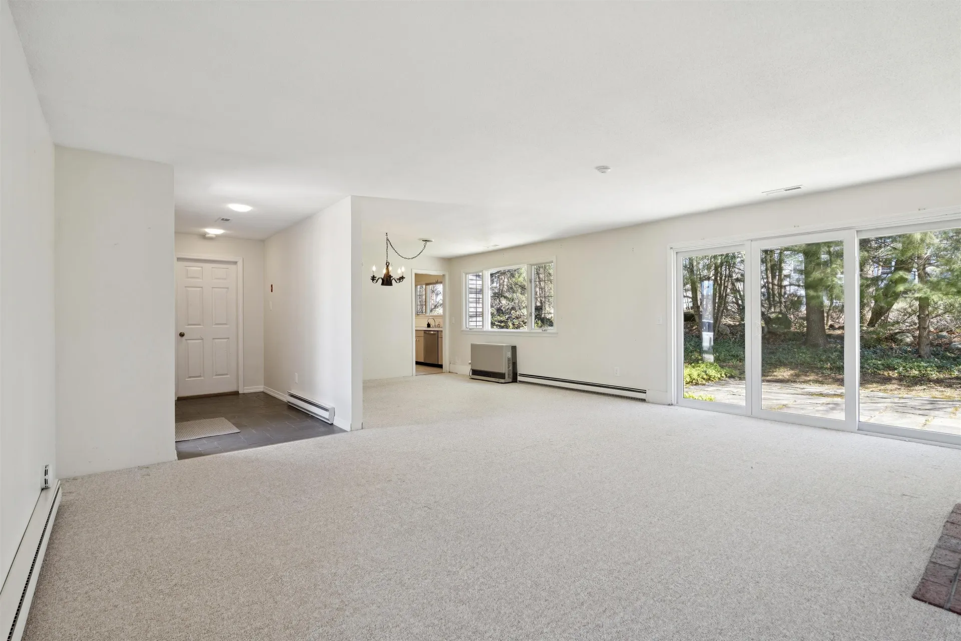 54 Hilltop Place New London NH 03257