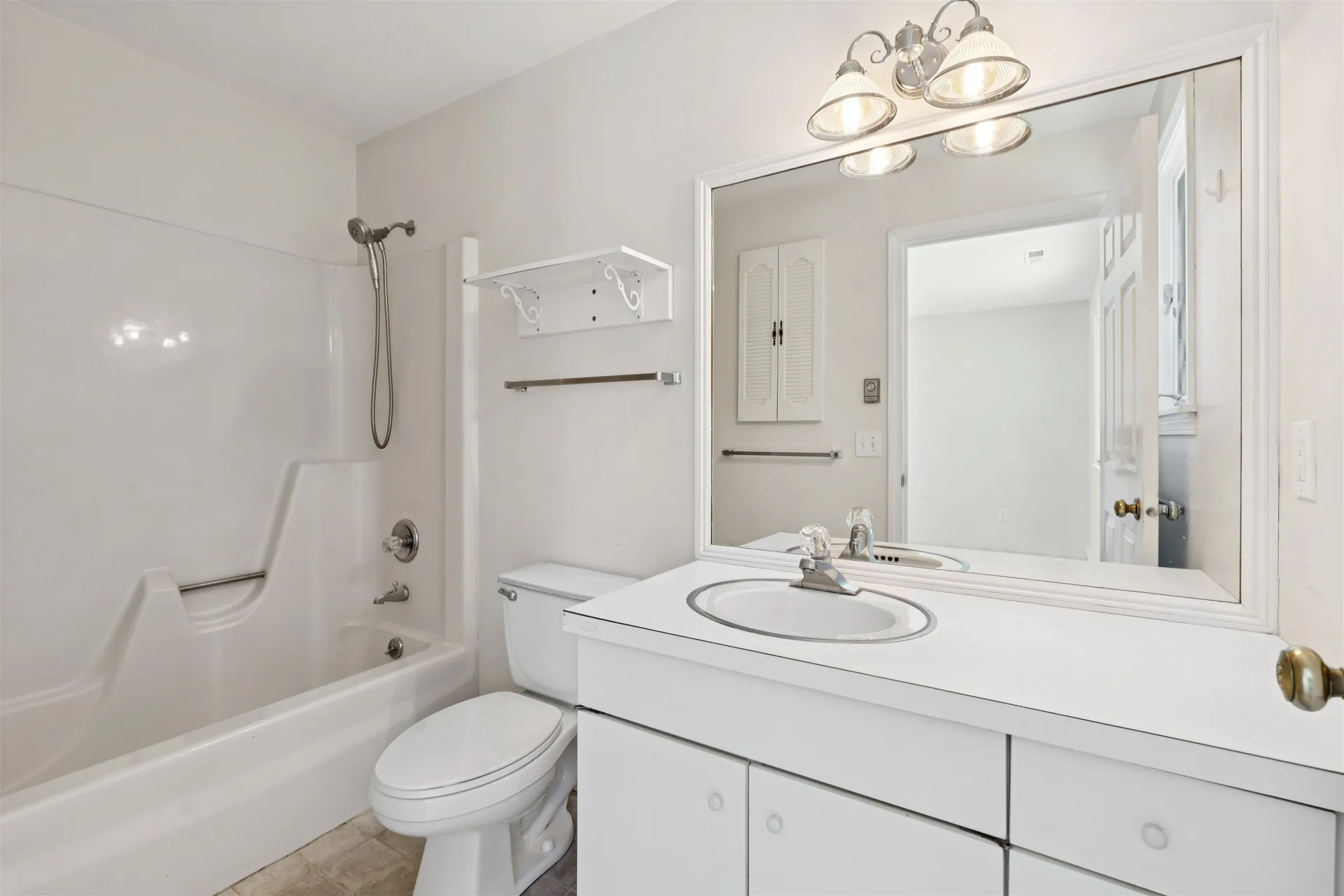 54 Hilltop Place New London NH 03257