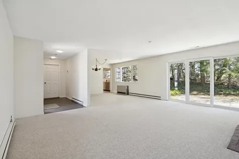 54 Hilltop Place New London NH 03257