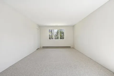 54 Hilltop Place New London NH 03257