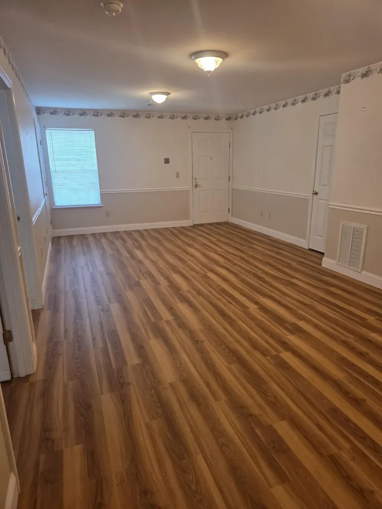 14 Tampa Drive Rochester NH 03867