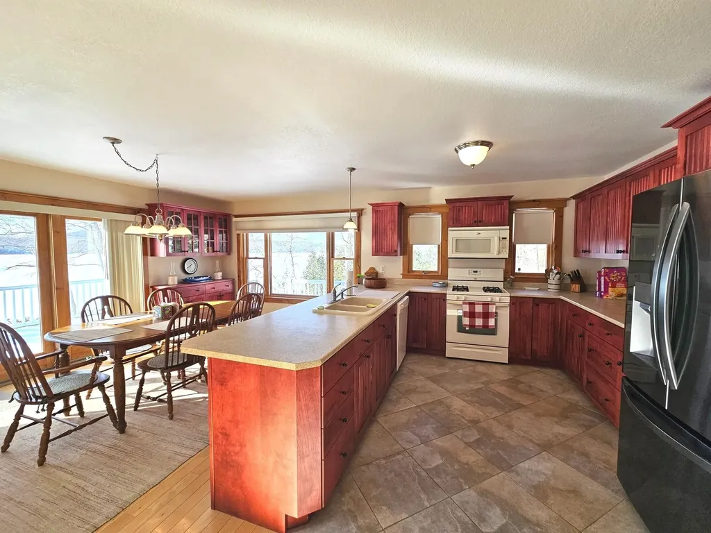 101 Rossiter Point Morgan VT 05853