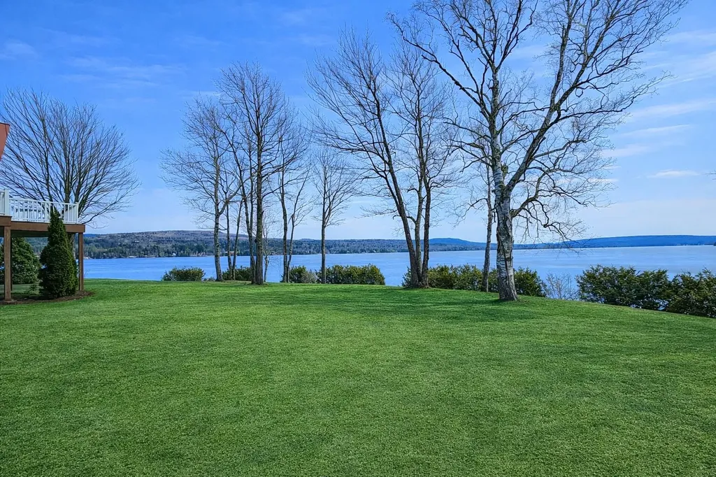 101 Rossiter Point Morgan VT 05853