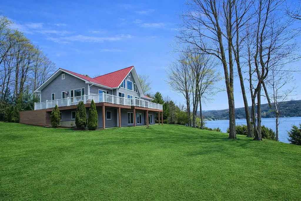 101 Rossiter Point Morgan VT 05853
