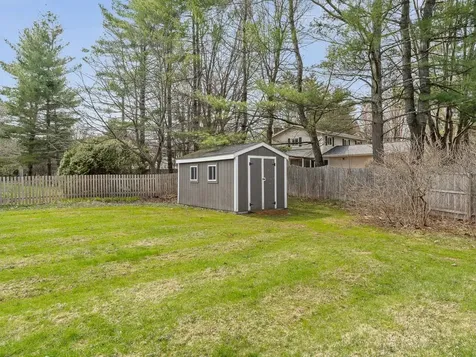 98 Stokes Lane Shelburne VT 05482