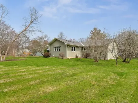 98 Stokes Lane Shelburne VT 05482