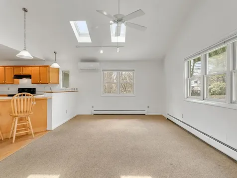 98 Stokes Lane Shelburne VT 05482