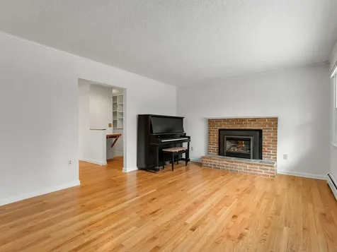 98 Stokes Lane Shelburne VT 05482