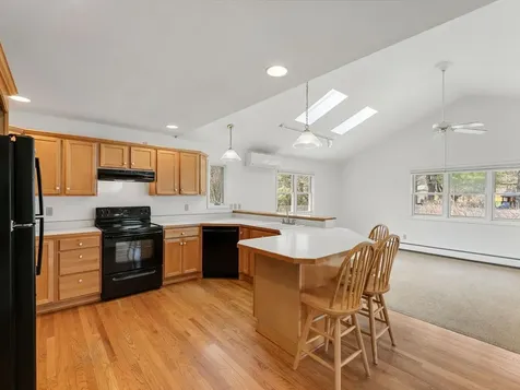 98 Stokes Lane Shelburne VT 05482