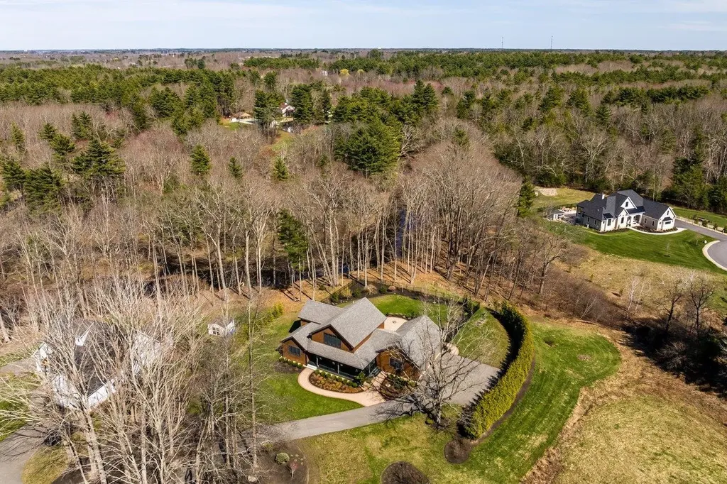 177 Winnicut Road Greenland NH 03840