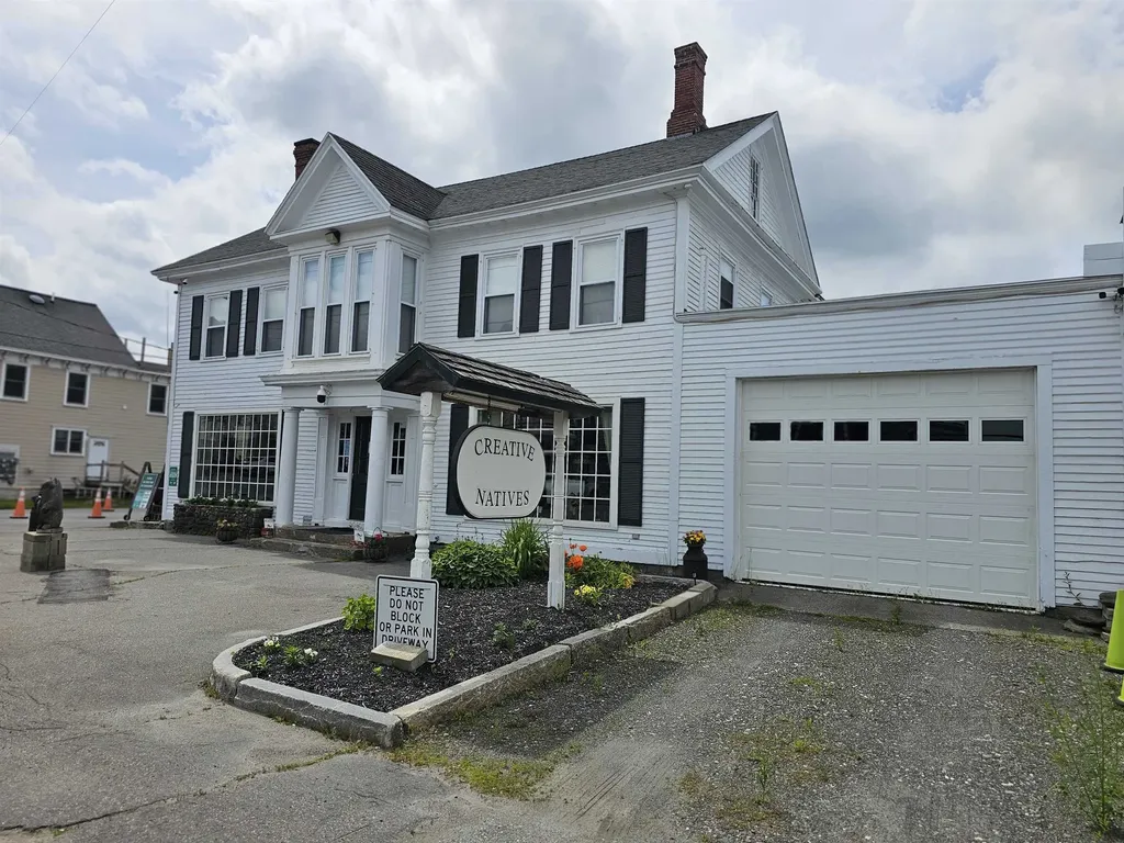 115/117 Main Street Colebrook NH 03576