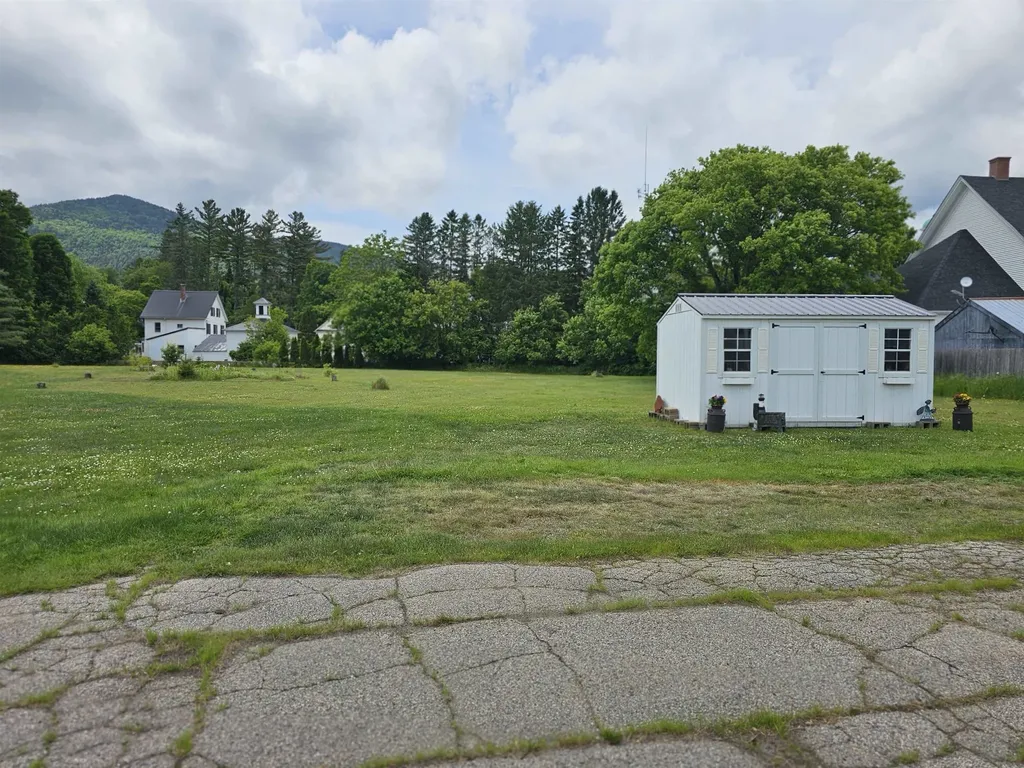 115/117 Main Street Colebrook NH 03576