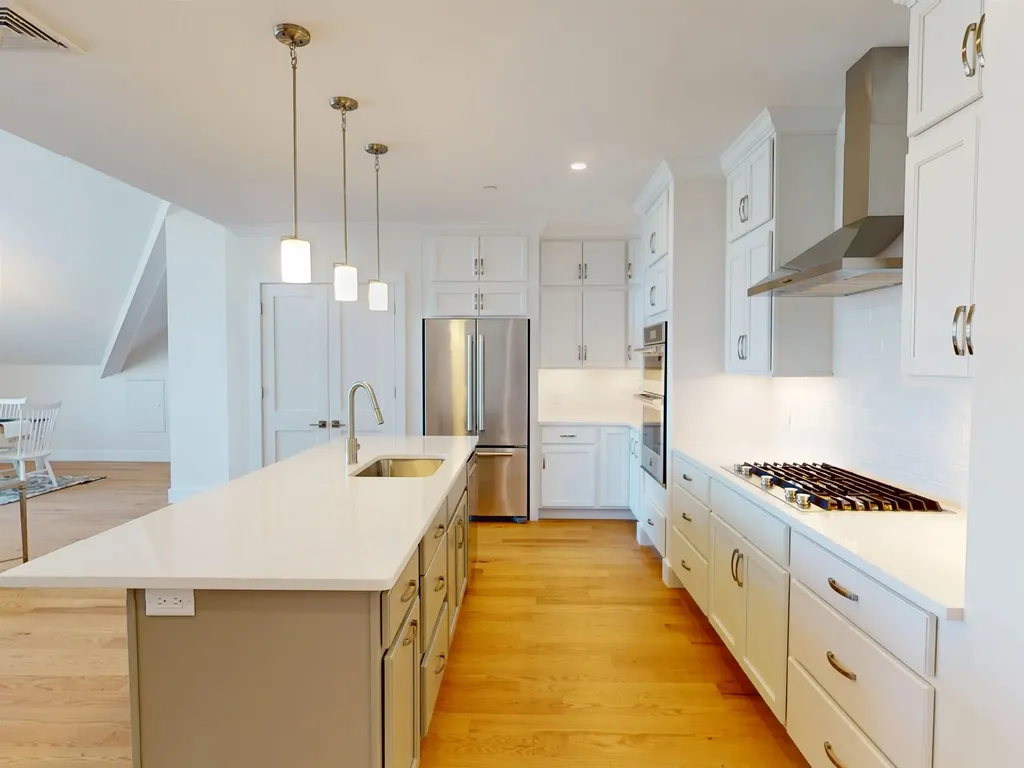 4 Longview Drive Atkinson NH 03811