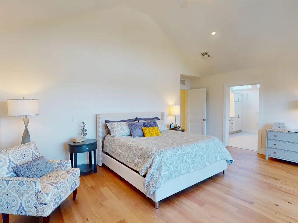 4 Longview Drive Atkinson NH 03811