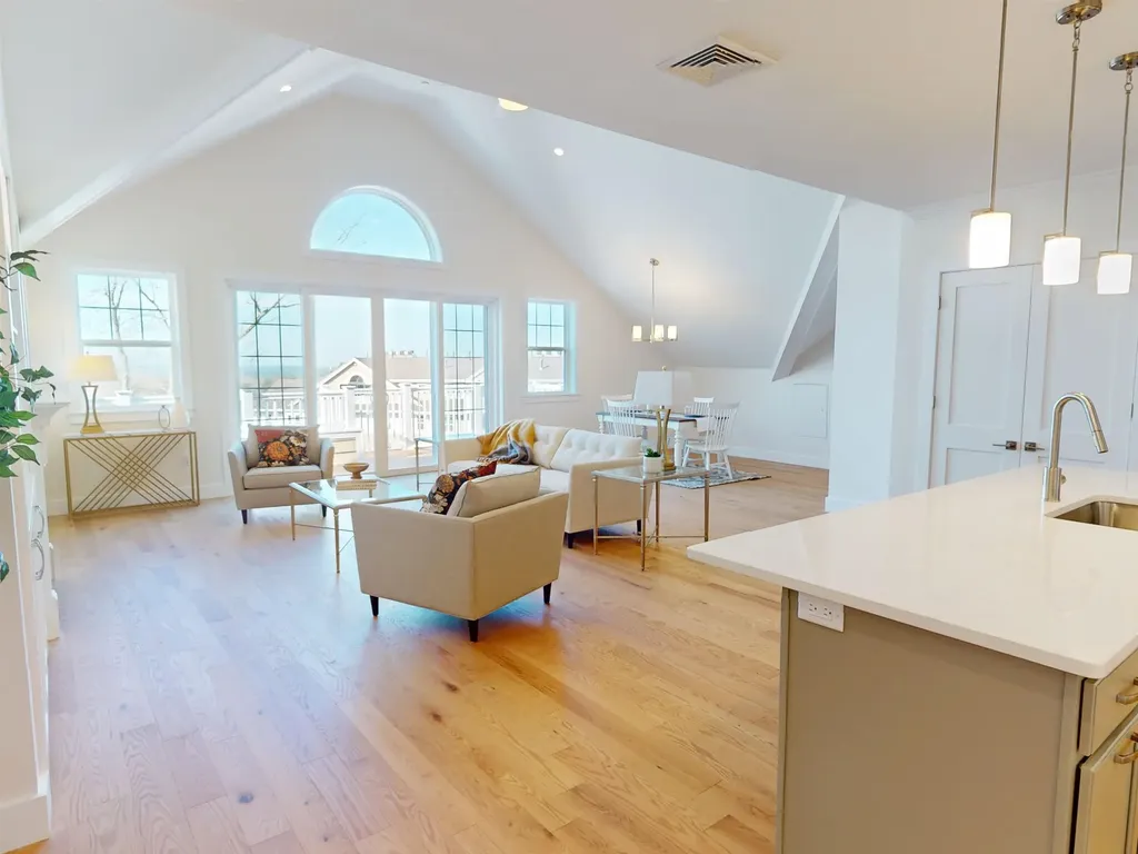 4 Longview Drive Atkinson NH 03811