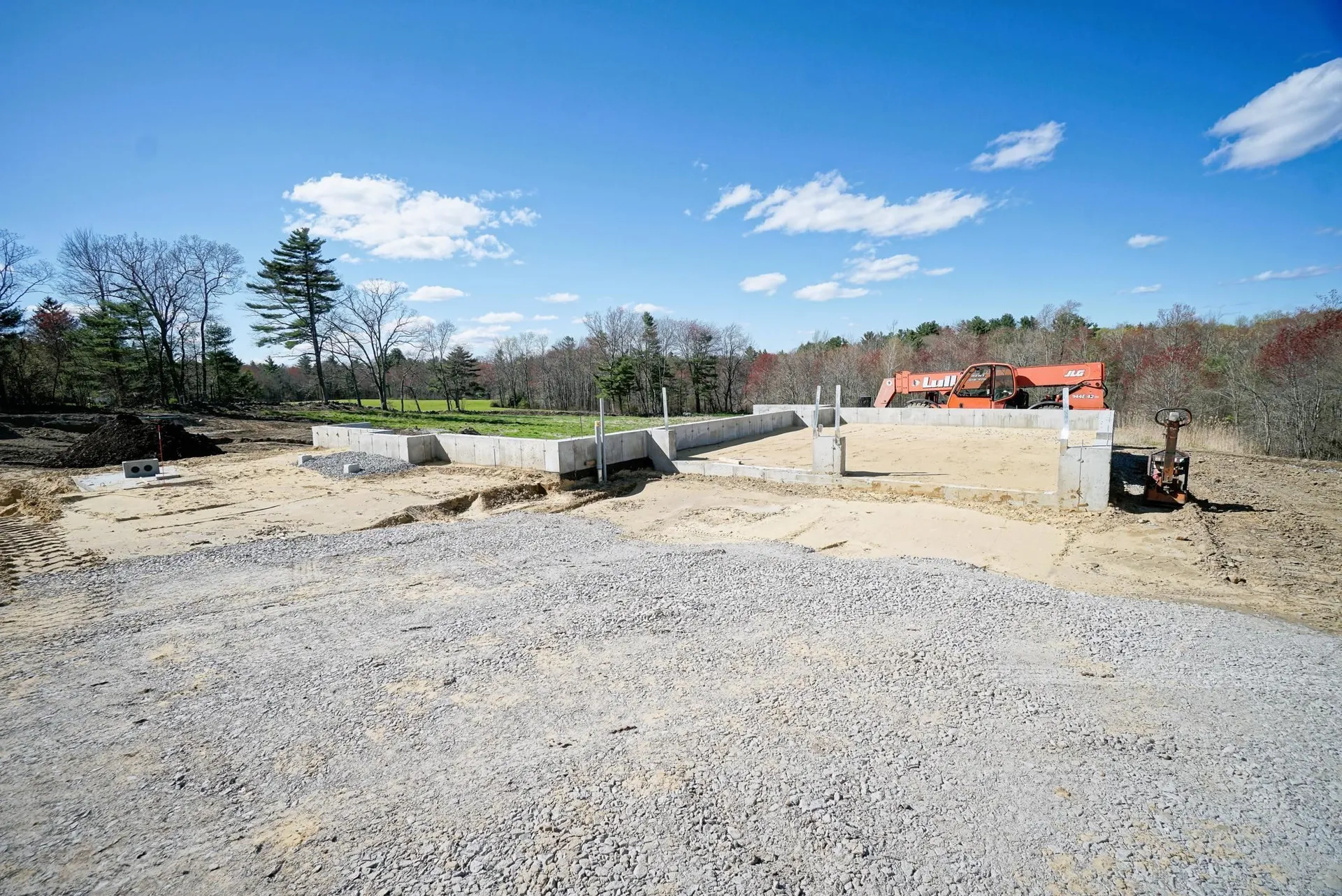 78 Island Pond Road Derry NH 03038