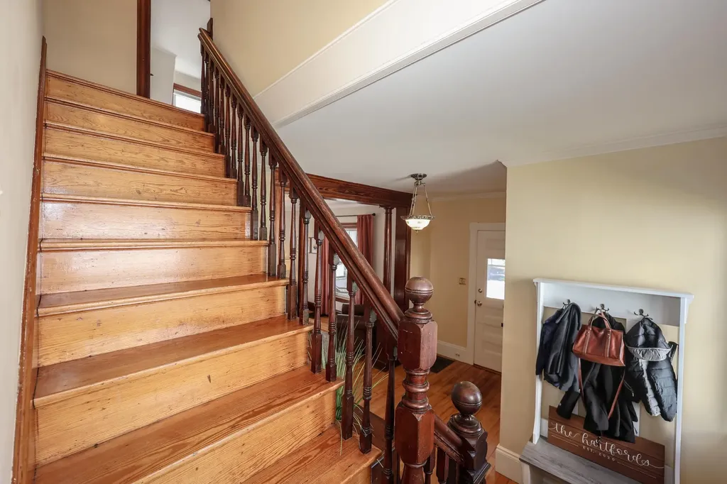279 Sagamore Street Manchester NH 03104