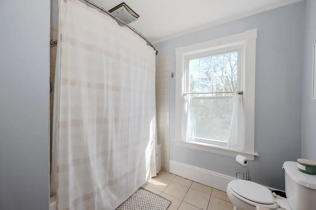 279 Sagamore Street Manchester NH 03104