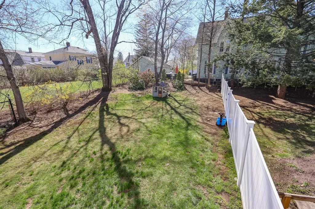 279 Sagamore Street Manchester NH 03104