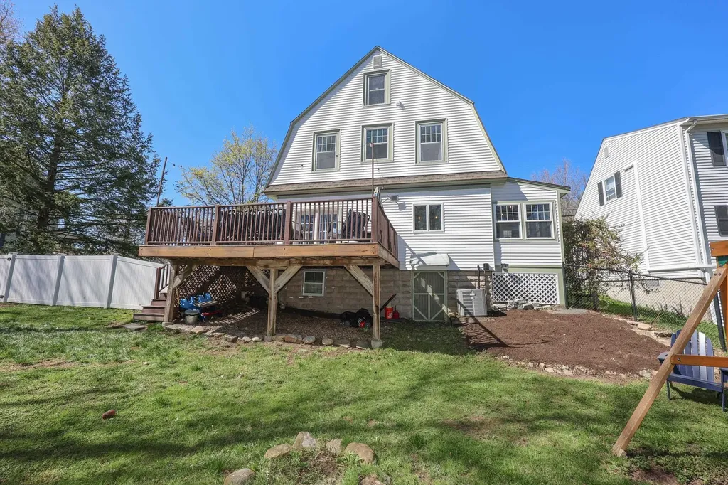 279 Sagamore Street Manchester NH 03104