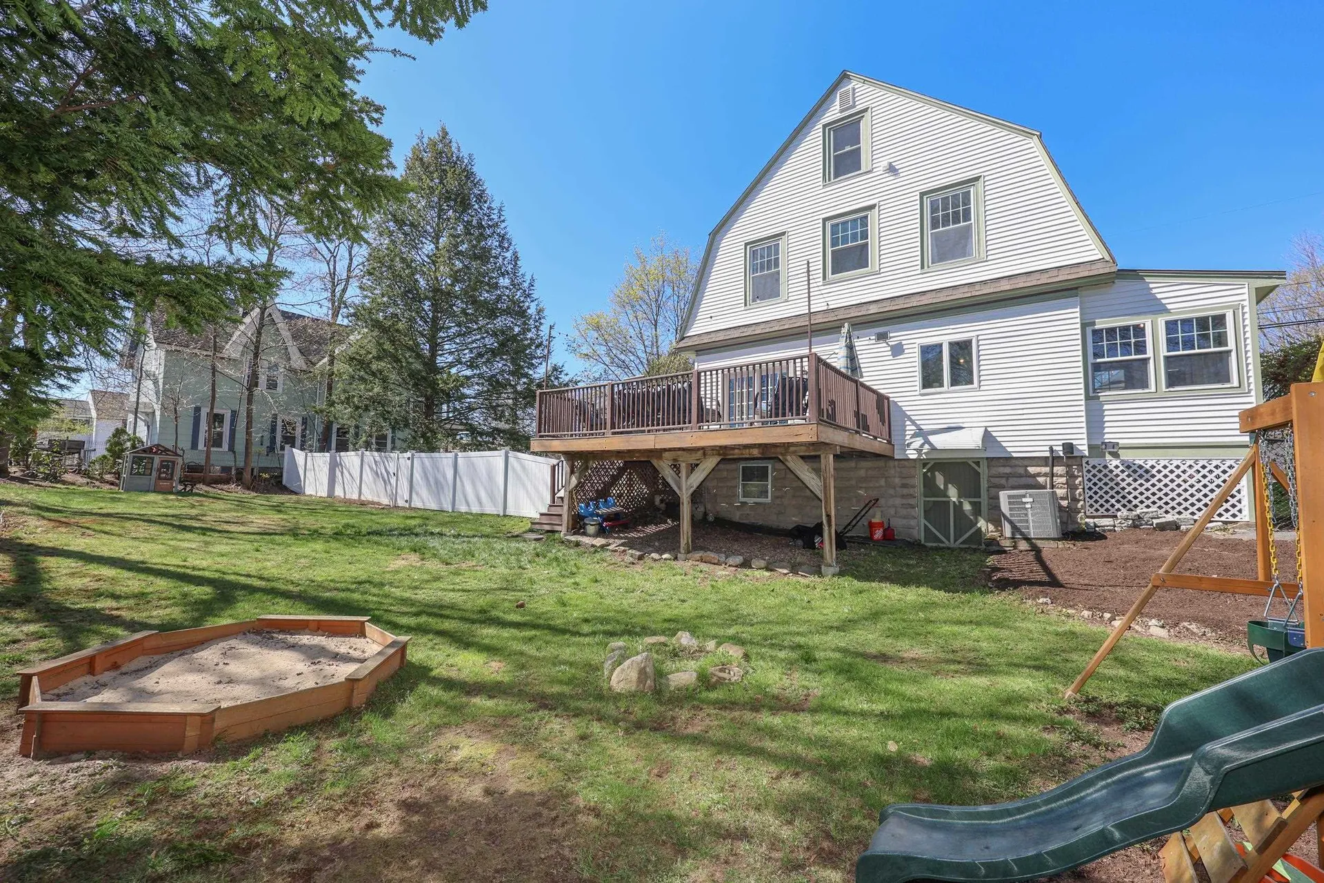 279 Sagamore Street Manchester NH 03104