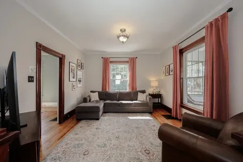 279 Sagamore Street Manchester NH 03104