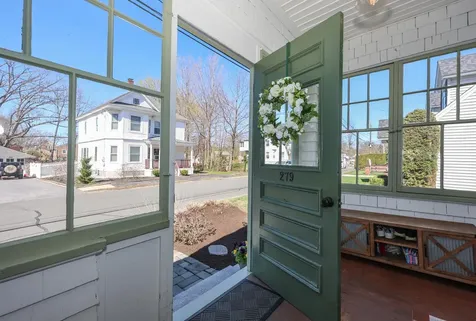 279 Sagamore Street Manchester NH 03104