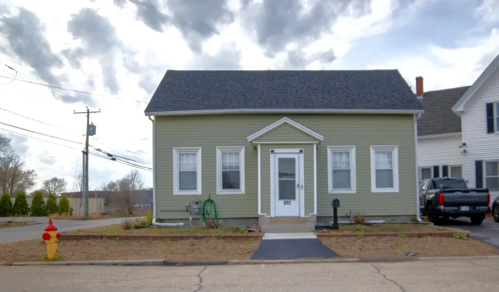 352 Taylor Street Manchester NH 03103