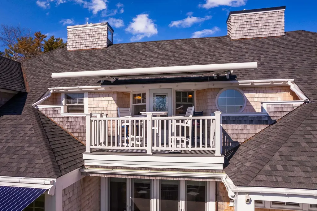1 Cove Road York ME 03902
