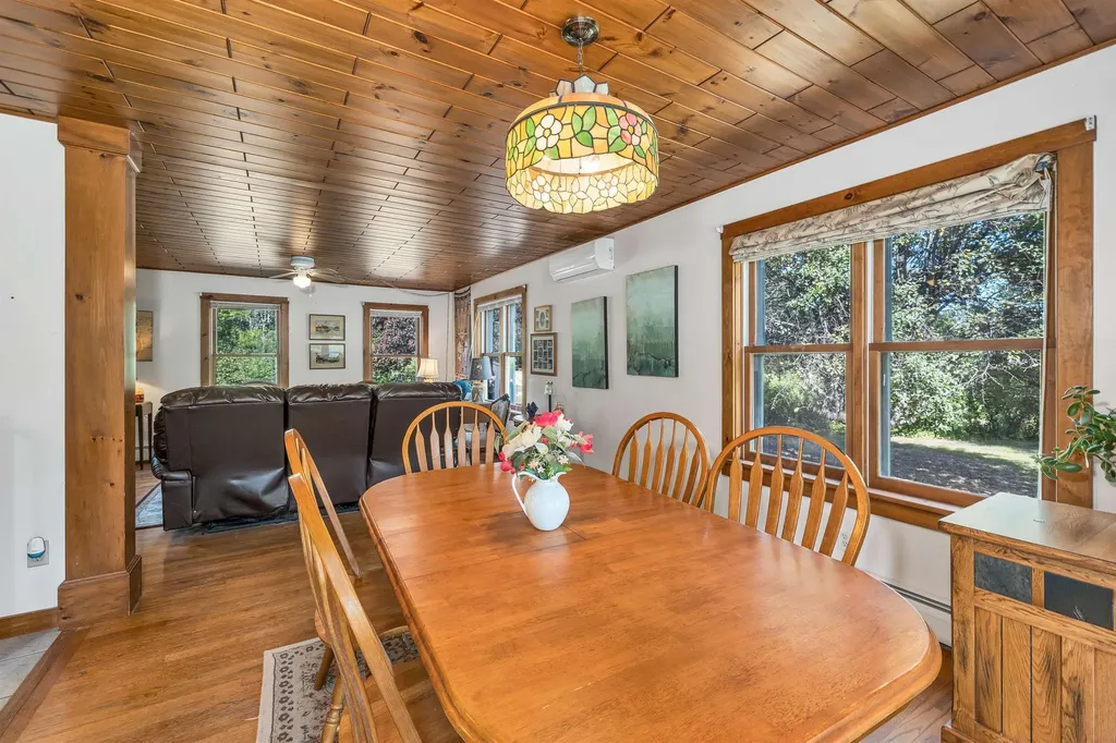 5 Bennett Farm Road Tuftonboro NH 03853