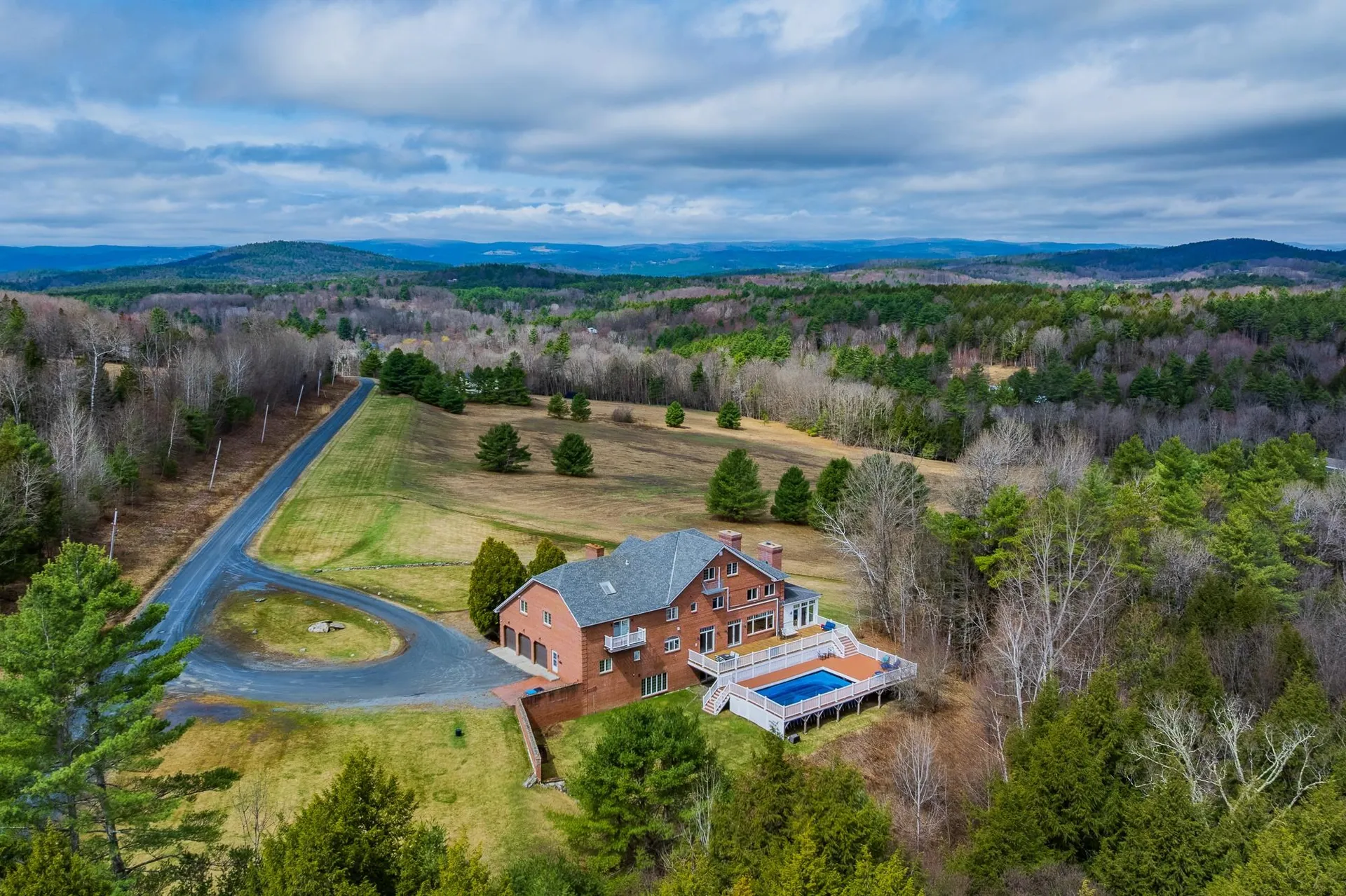 10 Morgan Road Hanover NH 03755