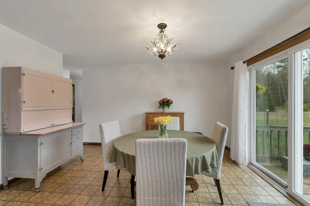 44 Suncook Valley Road Barnstead NH 03218