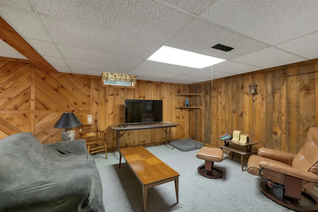 44 Suncook Valley Road Barnstead NH 03218