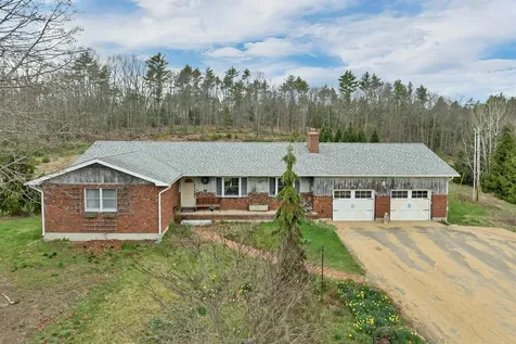 44 Suncook Valley Road Barnstead NH 03218