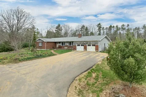 44 Suncook Valley Road Barnstead NH 03218