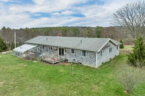 44 Suncook Valley Road Barnstead NH 03218