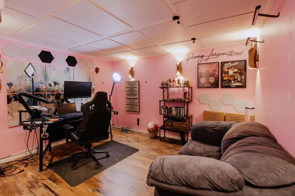 65 Glebe Road Chesterfield NH 03462