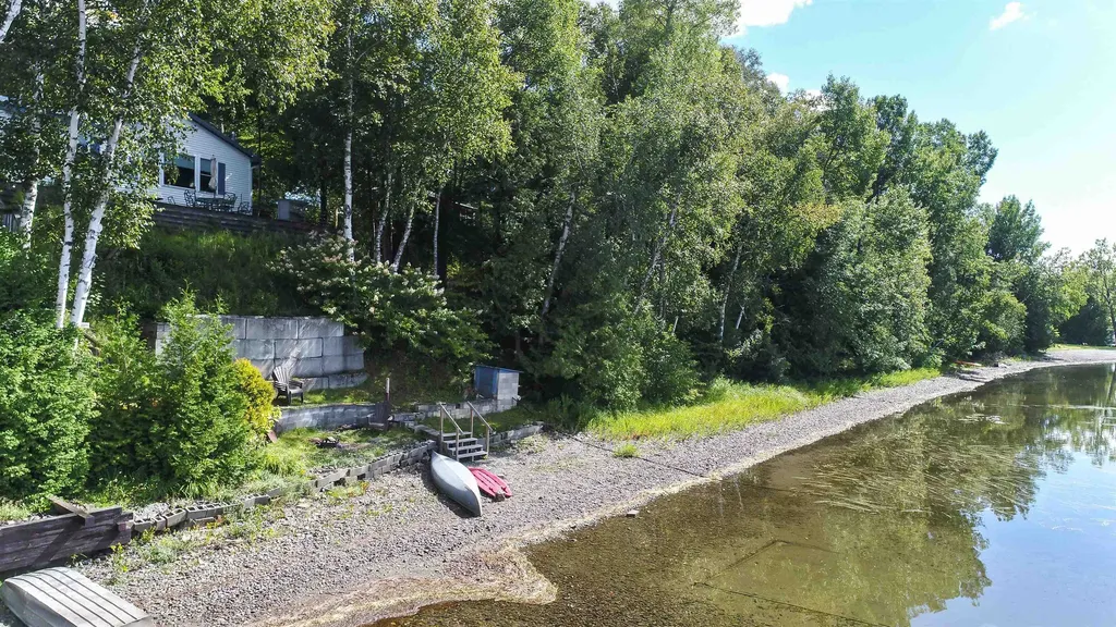 147 East Salem Drive Derby VT 05829