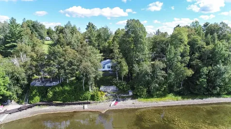 147 East Salem Drive Derby VT 05829