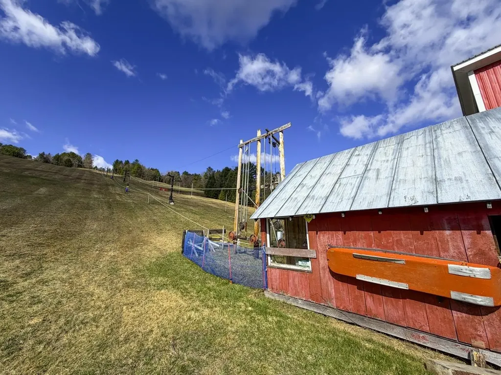 10145 Vermont Route 25 Corinth VT 05040